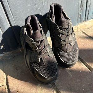 Nike huarache run 9c kids